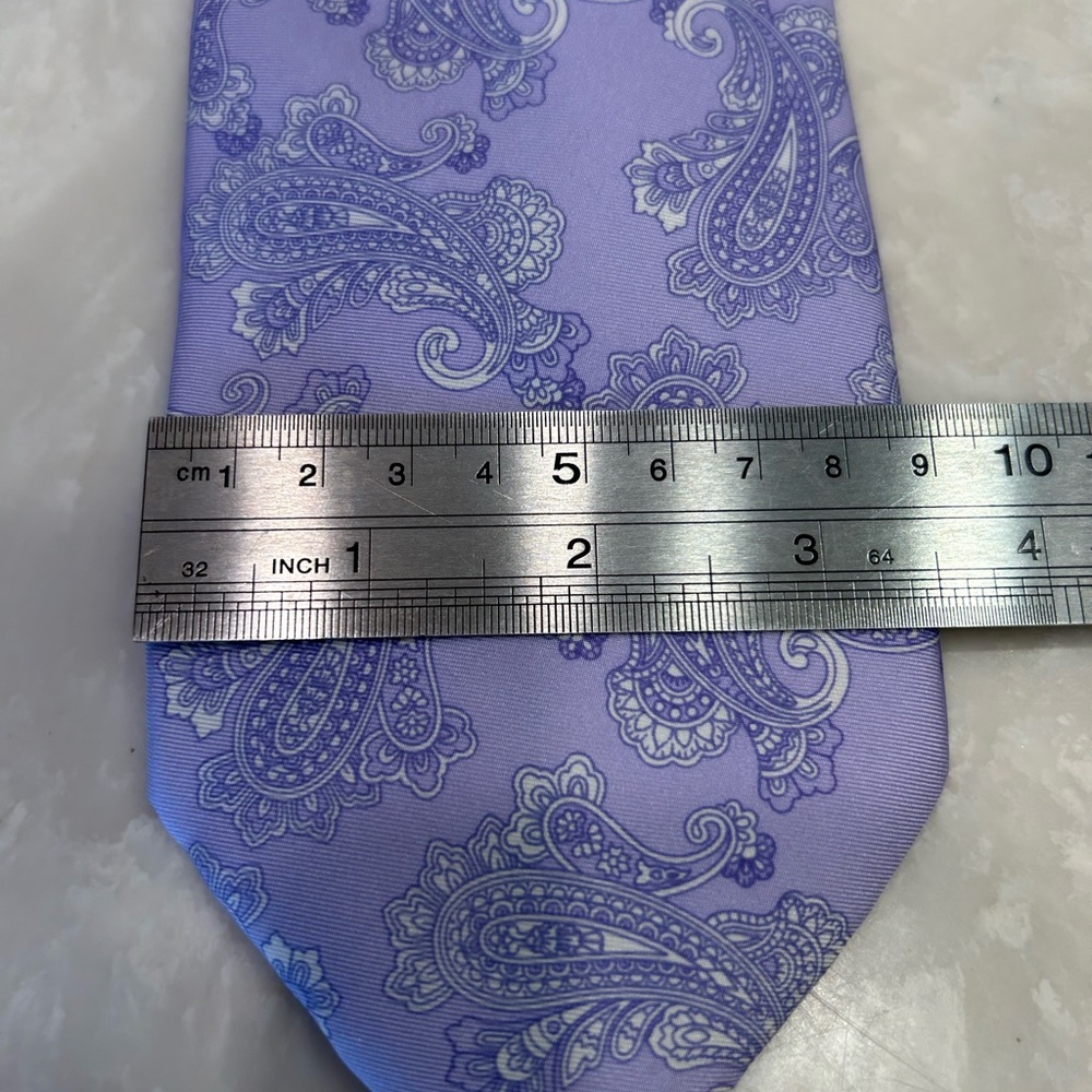 Brioni Elegant Paisley Men's Tie - Lavender Purple Silk, Made in Italy - Picture 6 of 12